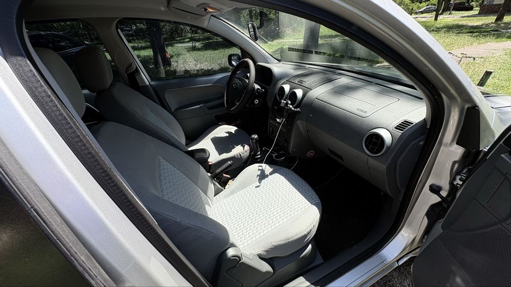 Ford Fusion 2003 VIN WF0UXXGAJU2A55090 фото оголошення 13 з 24