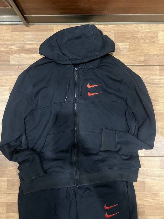 Штани спортивні Nike swoosh чорні