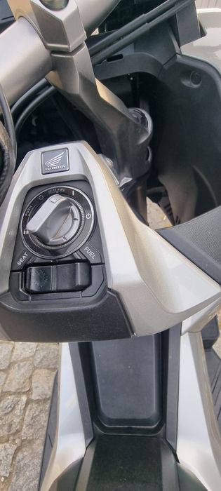 Scooter Honda ADV 350