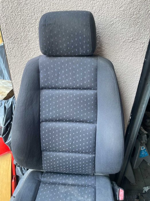 Bmw 3 e36 coupe fotel prawy materiał