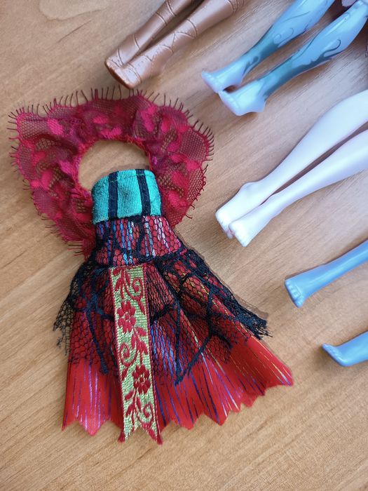 Монстер хай Monster high Хані Робека Твайла Хоулін Нефера Джейн Лора