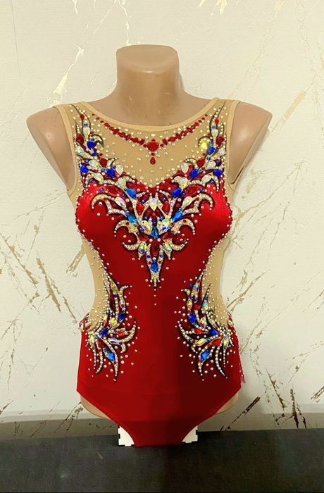 Strój startowy dla gimnastyki artystycznej