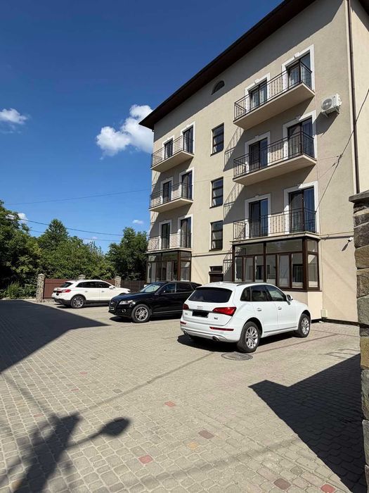 Продаж квартири Пасічна з пакромісцем. Львів