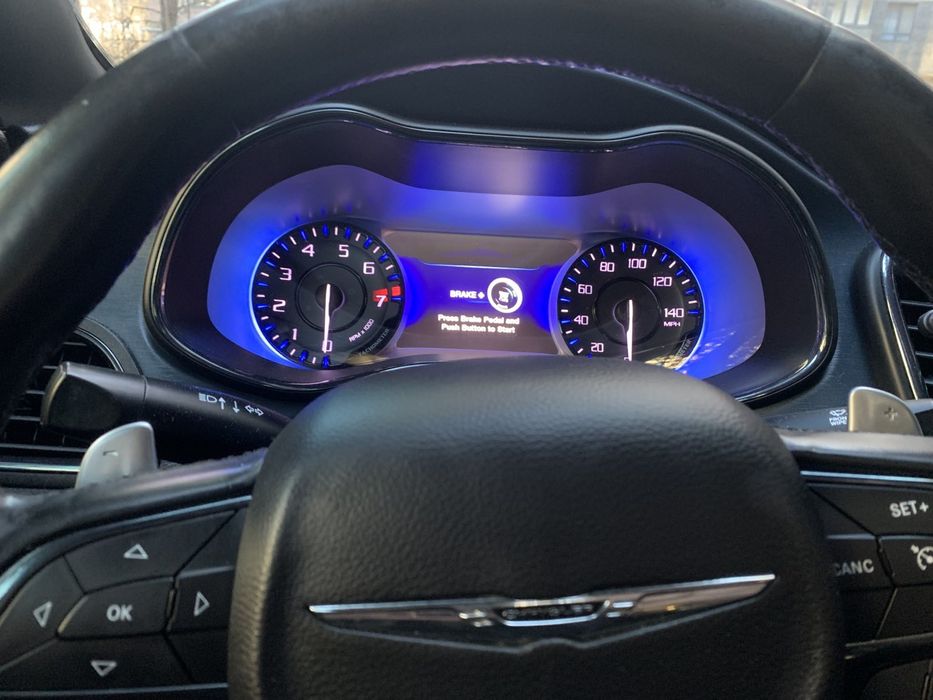 Продам Chrysler 200S