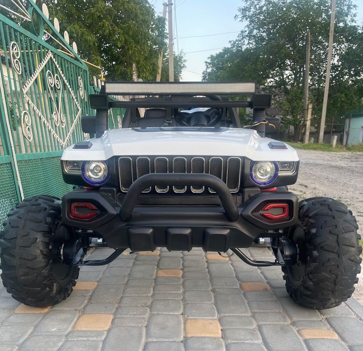 Продам дитячий  електромобіль