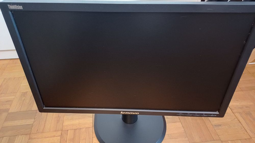 Monitor Lenovo LT2223pwc 21.5 cala FHD 5ns