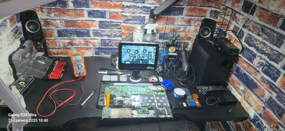 Naprawa komputerów Laptopy/Serwis Komputerowy [TANIO i SZYBKO!]