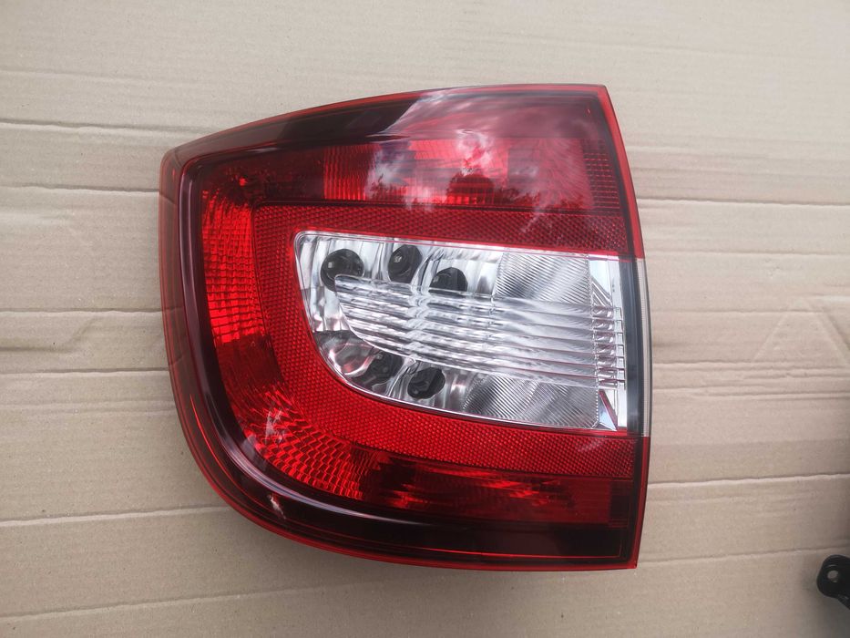 Ліхтар Фонарь Стоп Skoda Rapid  Шкода Рапід Рапид