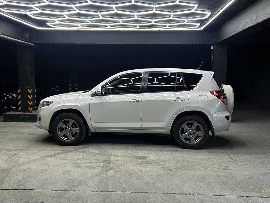 Toyota RAV4 2012