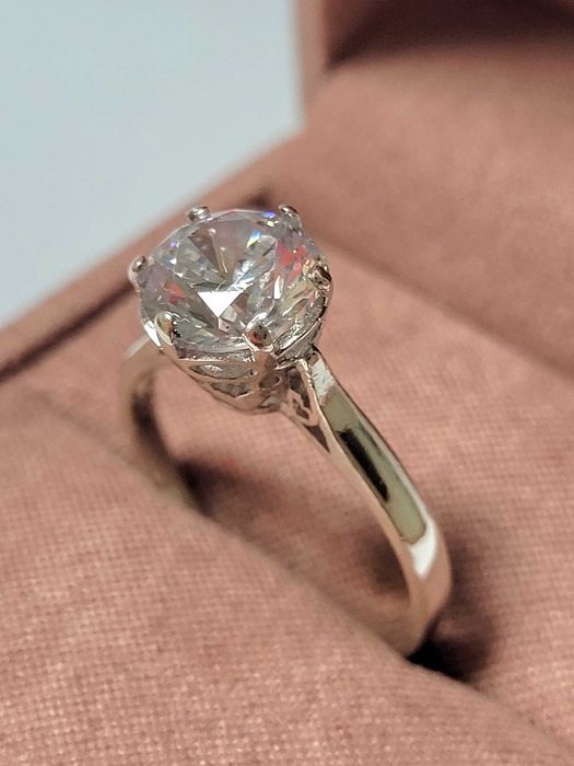 SREBRNY Pierścionek z Kryształem Górskim Cudo Srebro 925