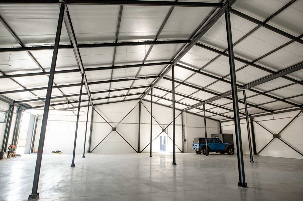 Продаж офісно-складського приміщення з земельною ділянкою у Львові