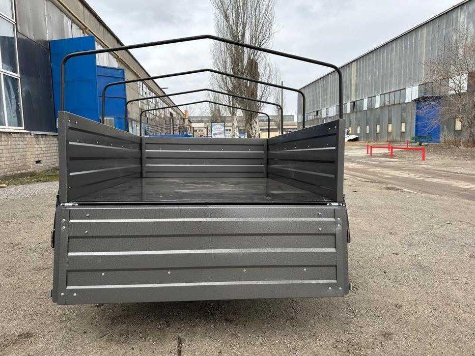 Продам бортовой прицеп