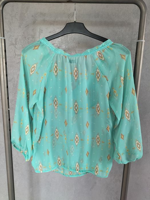 Zwiewna przezroczysta miętowa bluzka koszula Pull & Bear z frędzlami S