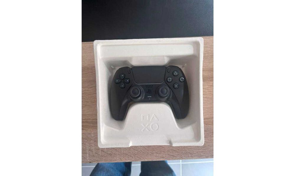 Comando PS5 DualSense Preto - Pouco Usado