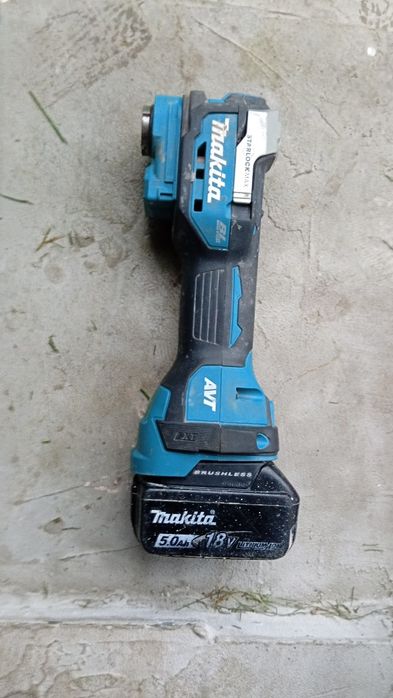 Makita DTM52 18V.5.0Ah Multi master