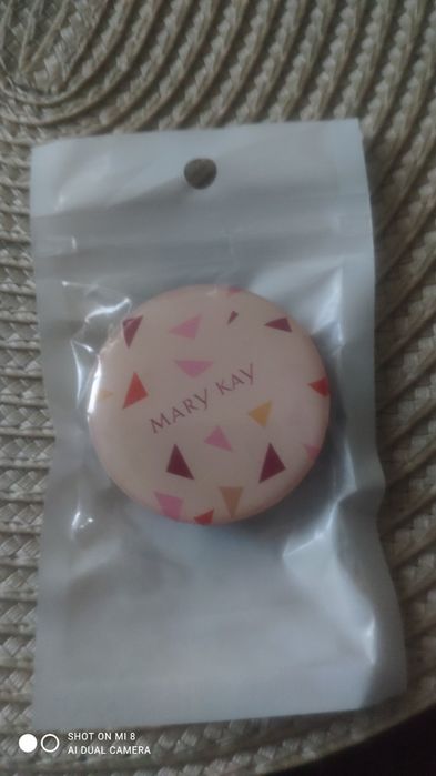 Uchwyt Do telefonu firmy Mery Kay