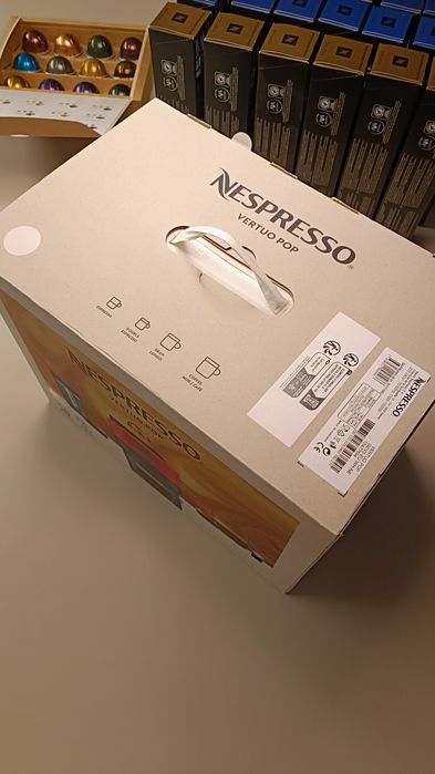 Máquina Nespresso Vertuo Pop NOVA
