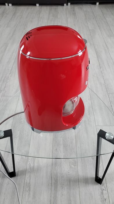 Кавоварка  SMEG.  Mod / DCF02RDEU. SI.01