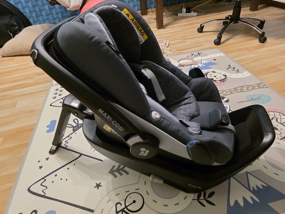 Fotelik samochodowy Maxi-Cosi Pebble Pro + baza 3way fix 0-13kg