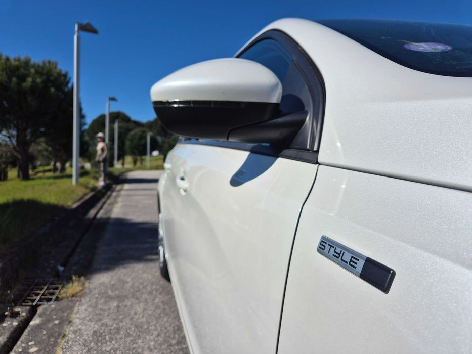 Peugeot 308 2016 110cv versão Style