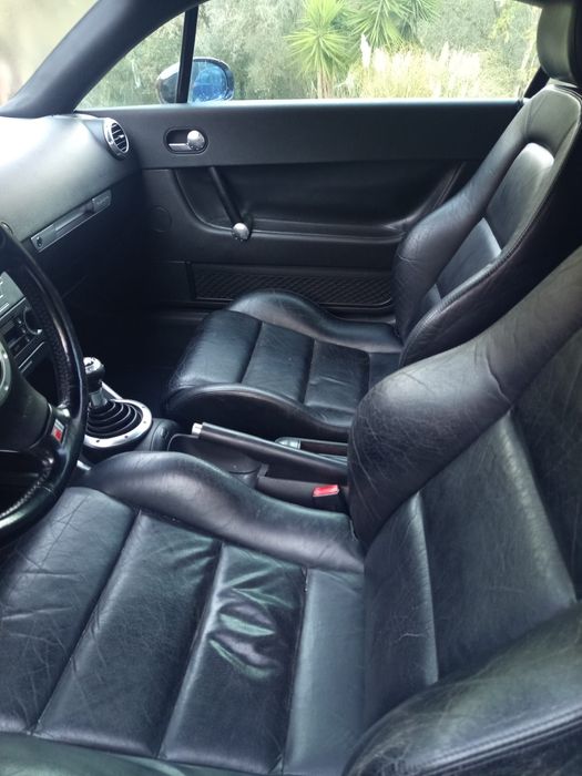 Audi TT de 2001 tracção as 4 e 225cv