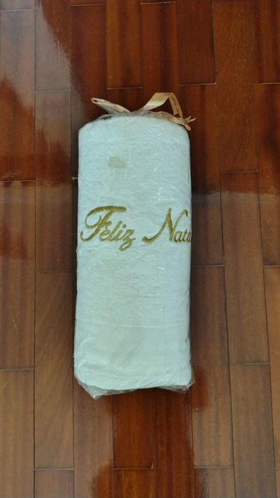 Toalha de banho bordada