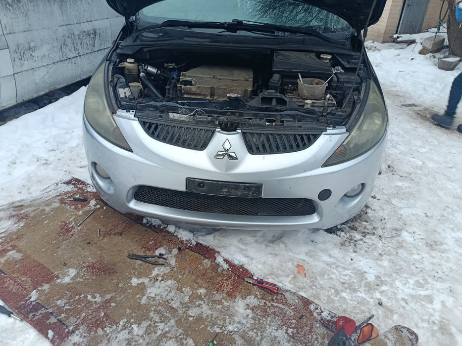 Продам mitsubishi grandis