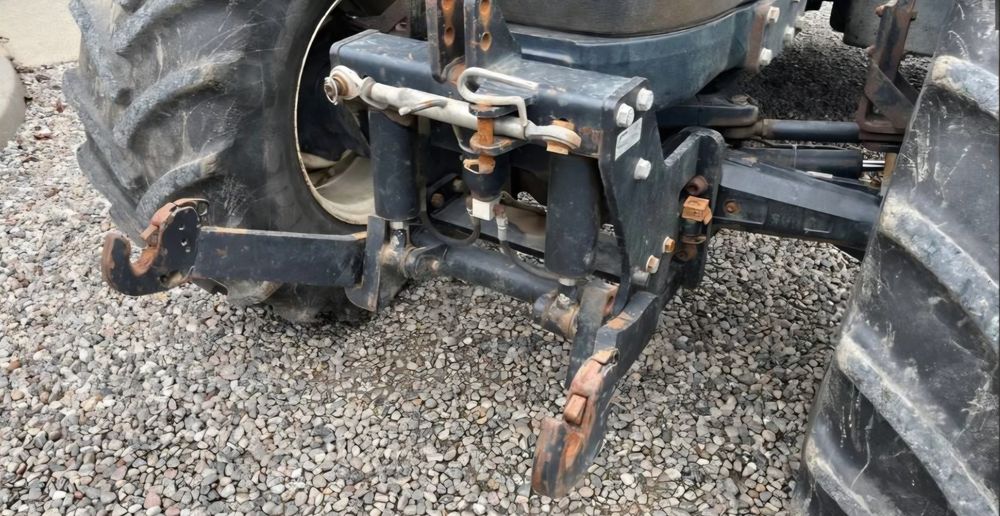 New Holland tm190