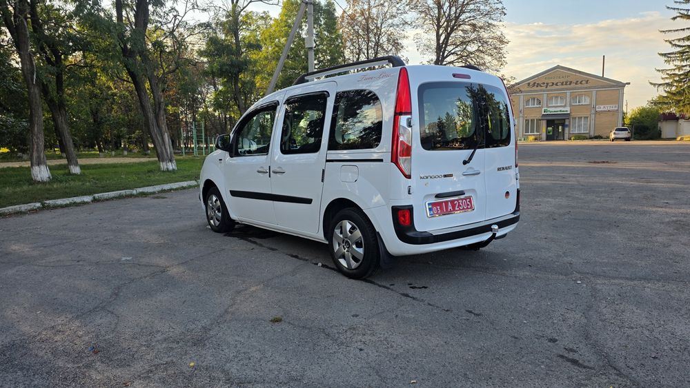 RENAULT Kangoo Individual к9к 1.5диз. 66кv.90л.с. 5-ступка