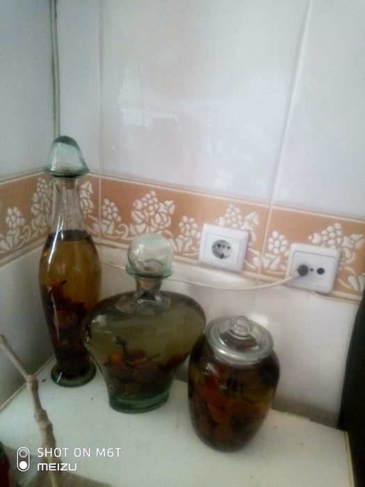 potes cheios antigos