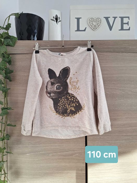 Bluza beżowa z królikiem 110 cm