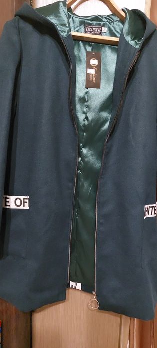 Класне пальто, нове, жіноче демисезонне розмір 52-54