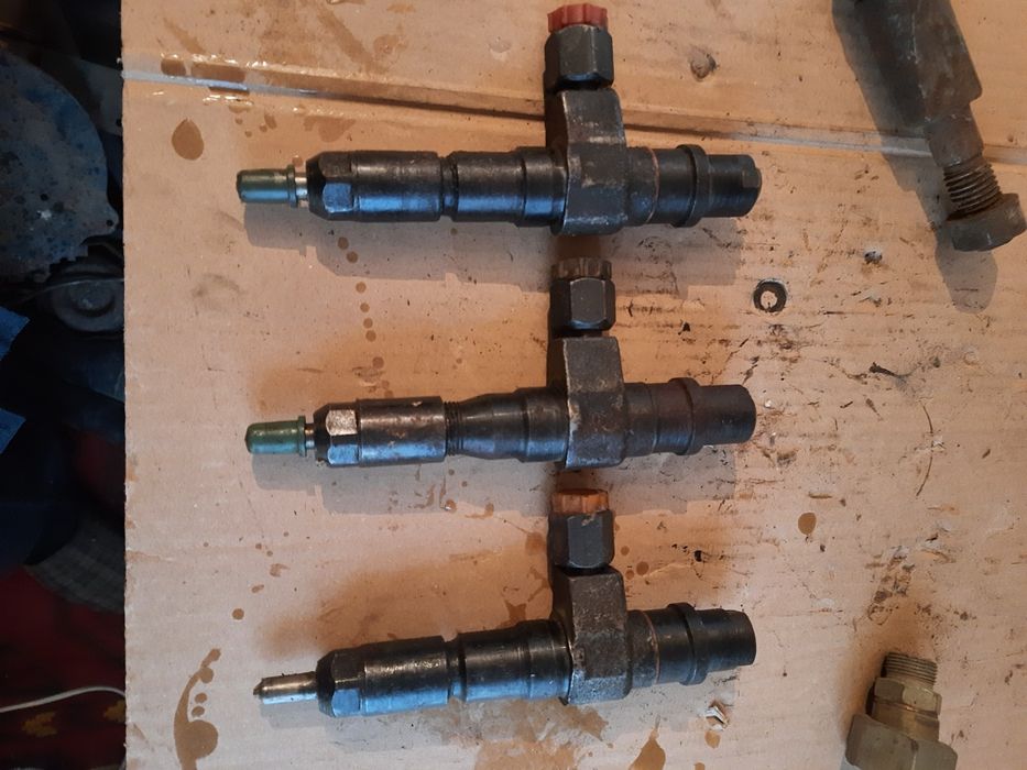 Форсунки . Нові.