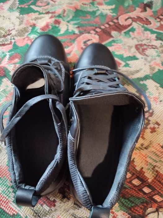 Продам тактические кроссовки 43 размер