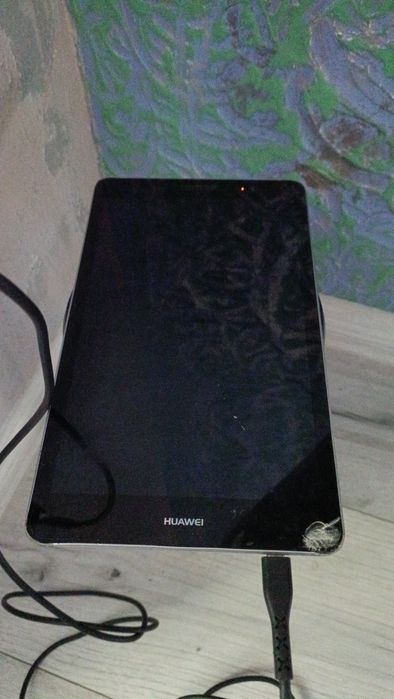 Срочно продам Планшет Huawei MediaPad T3 KOB-L09 8" LTE 2/16GB Gray
Пл