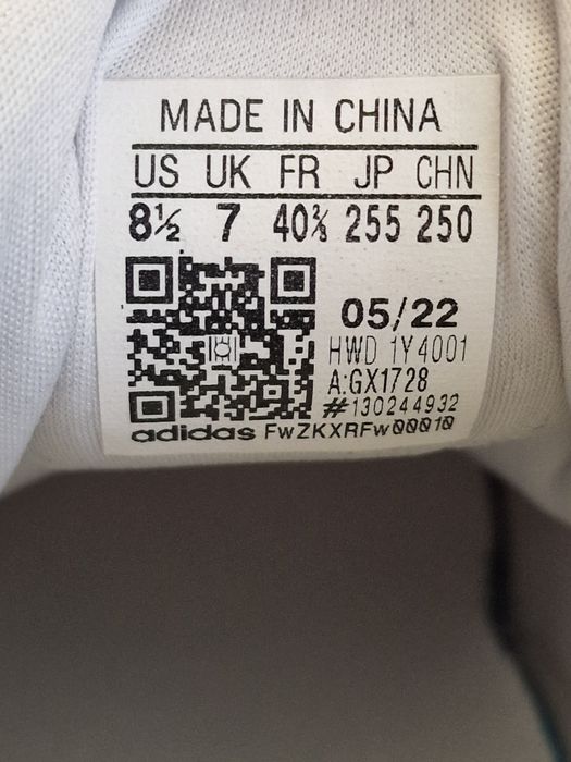 Кросівки Adidas Ozelle оригінал розмір 40.5