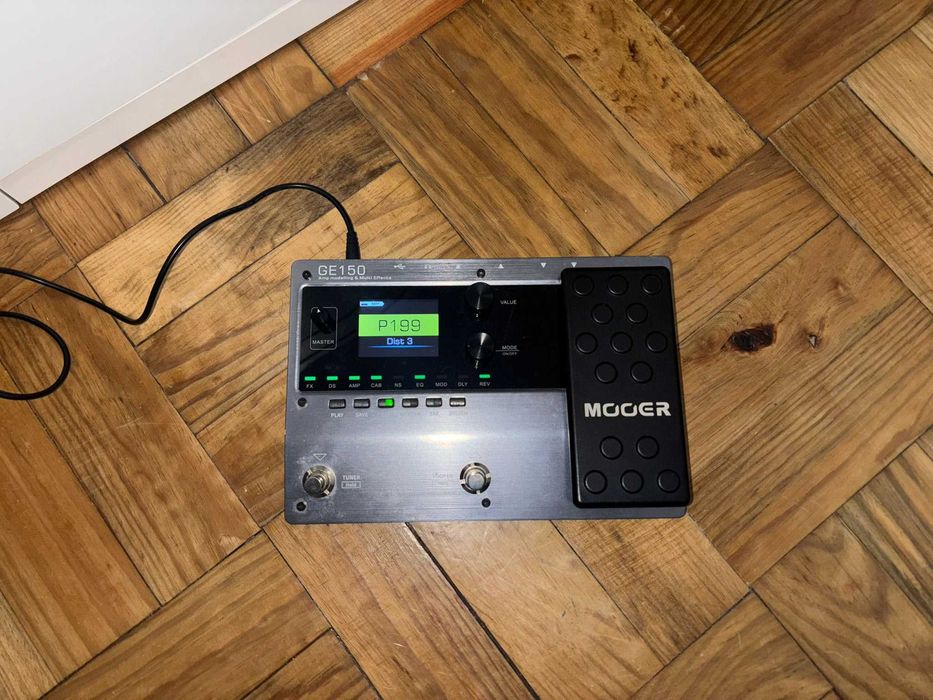 Pedaleira Mooer GE150