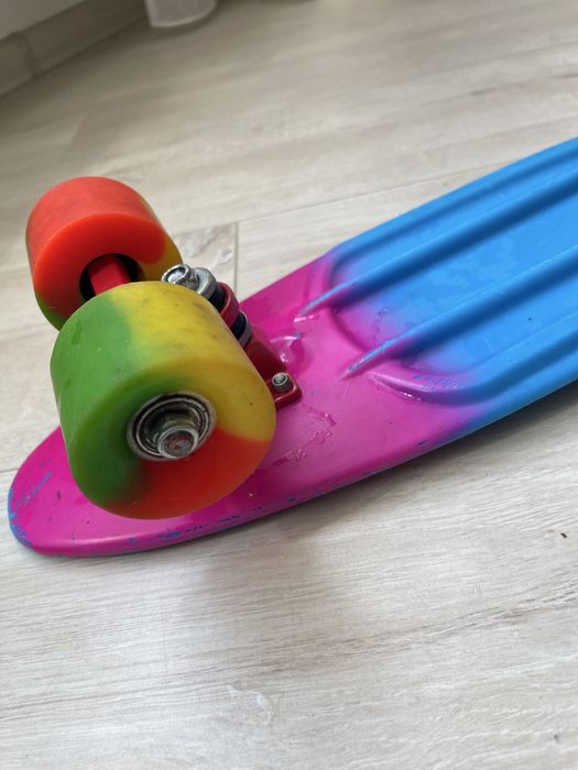 Пениборд скейт разноцветные колеса детский скейтборд