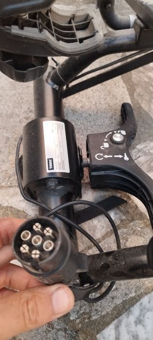 Thule  para 3 bicicletas   para bola de reboque