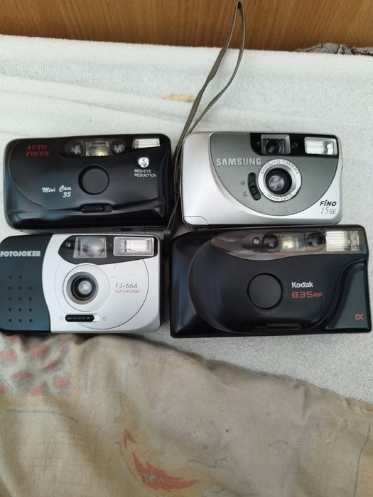 Aparaty fotograficzne na części