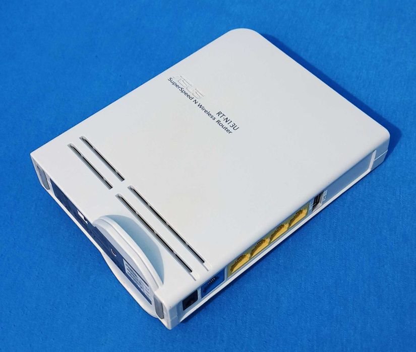 Wi-Fi роутер Asus RT-N13U/300 Мбит/с./USB 2.0