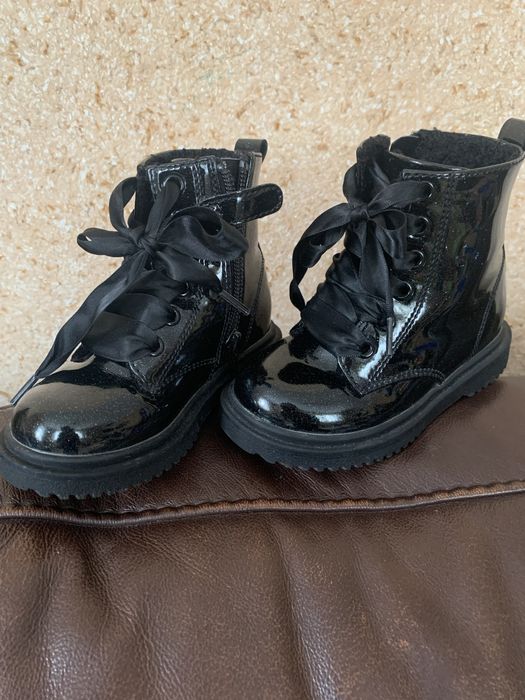 Сапожички на дівчинку next