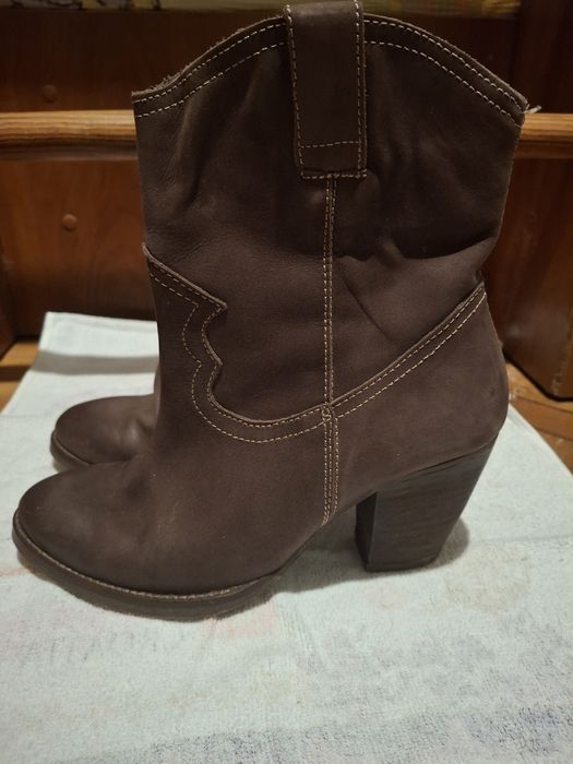 Женские стильные сапоги