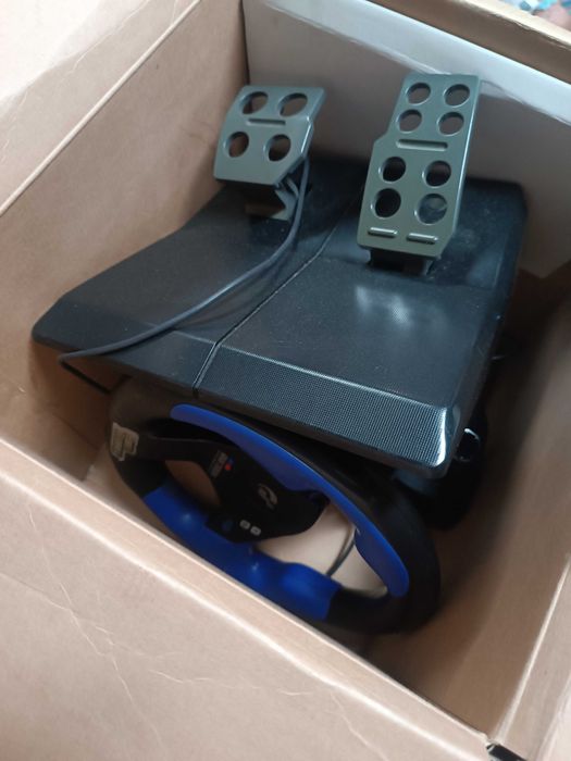 Volante e pedais gran turismo 3