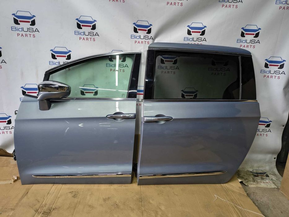 Komplet Drzwi LEWE Przód Tył Chrysler Pacifica PLATINIUM PQA