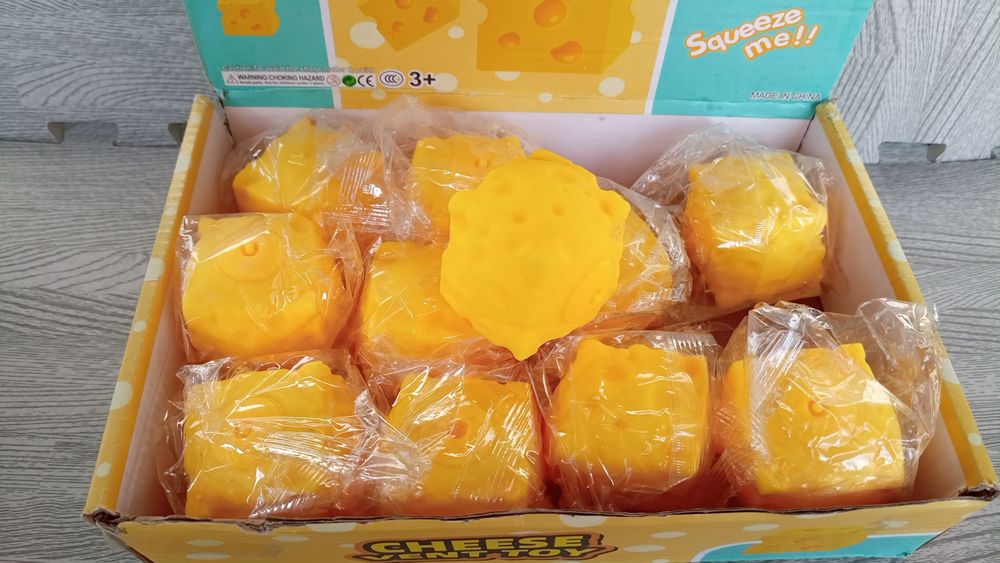 Gniotek squishy toys zabawka ser 1szt nowa