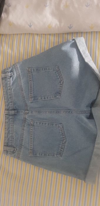 Vendo calções ganga azuis, Primark, 11-12 anos, mom short, como novos