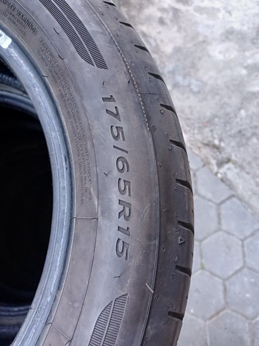 Pneus 175 65 r15