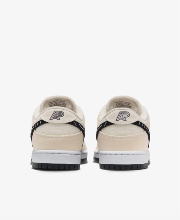 Nike dunk sb low x Albina Preto