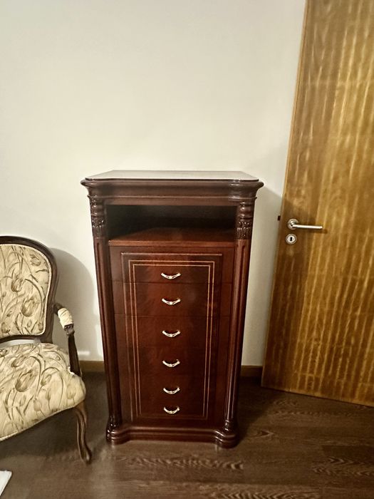 Mobilia completa de quarto- em excelente estado